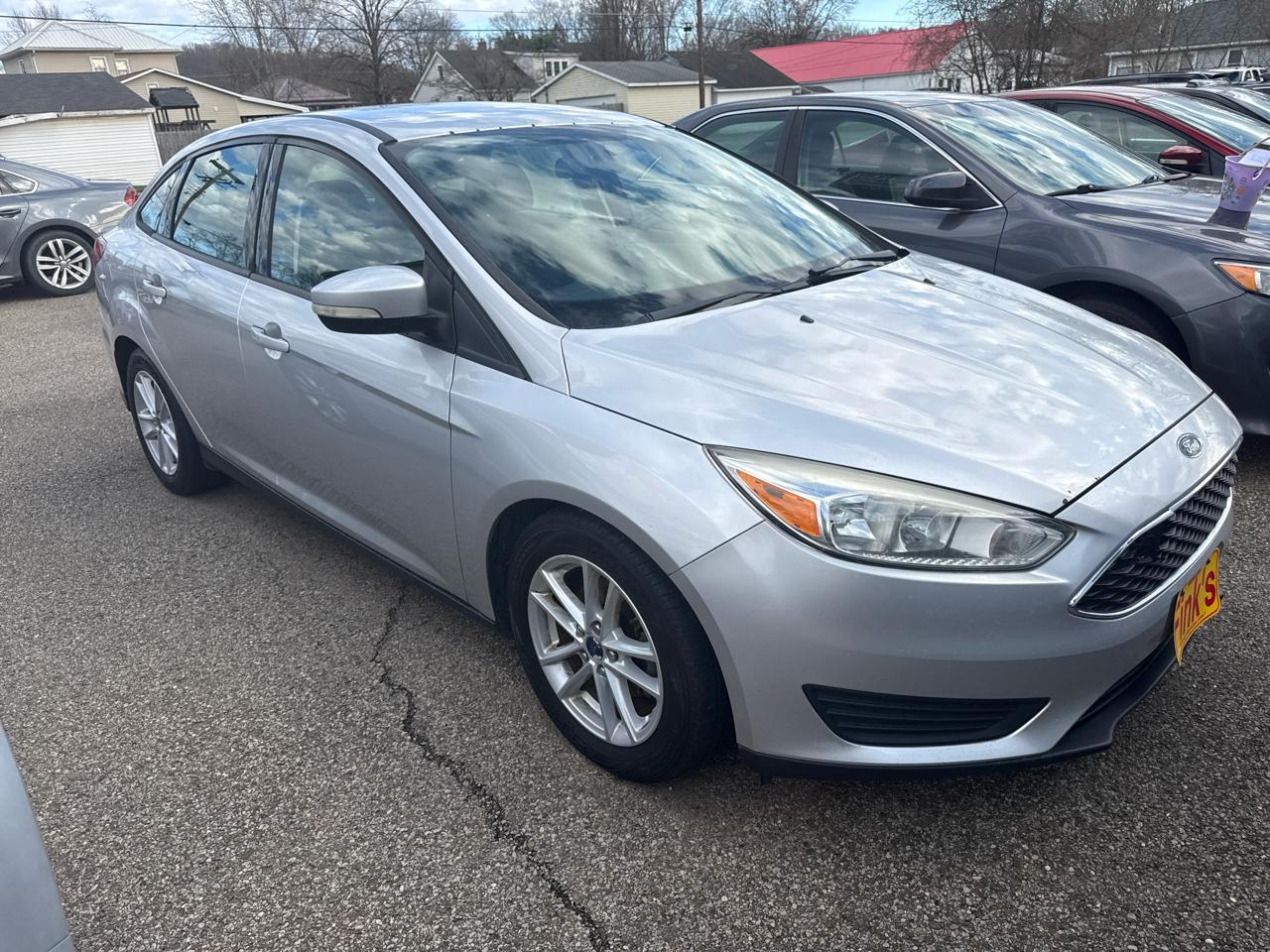 Ford Focus SE Sedan 2017