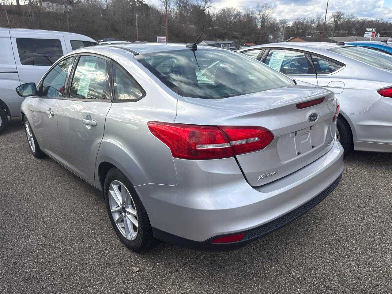 Ford Focus SE Sedan 2017