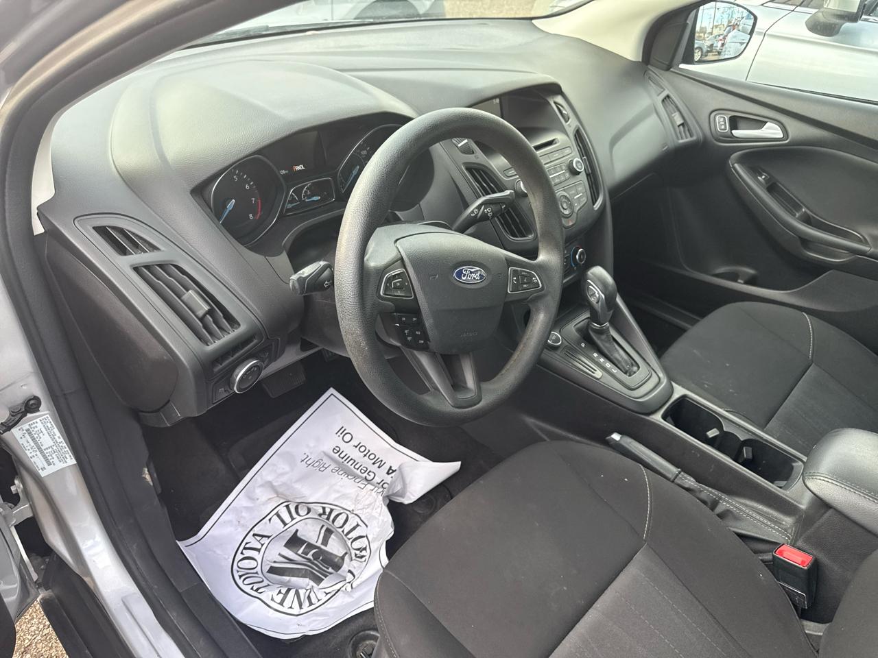 Ford Focus SE Sedan 2017