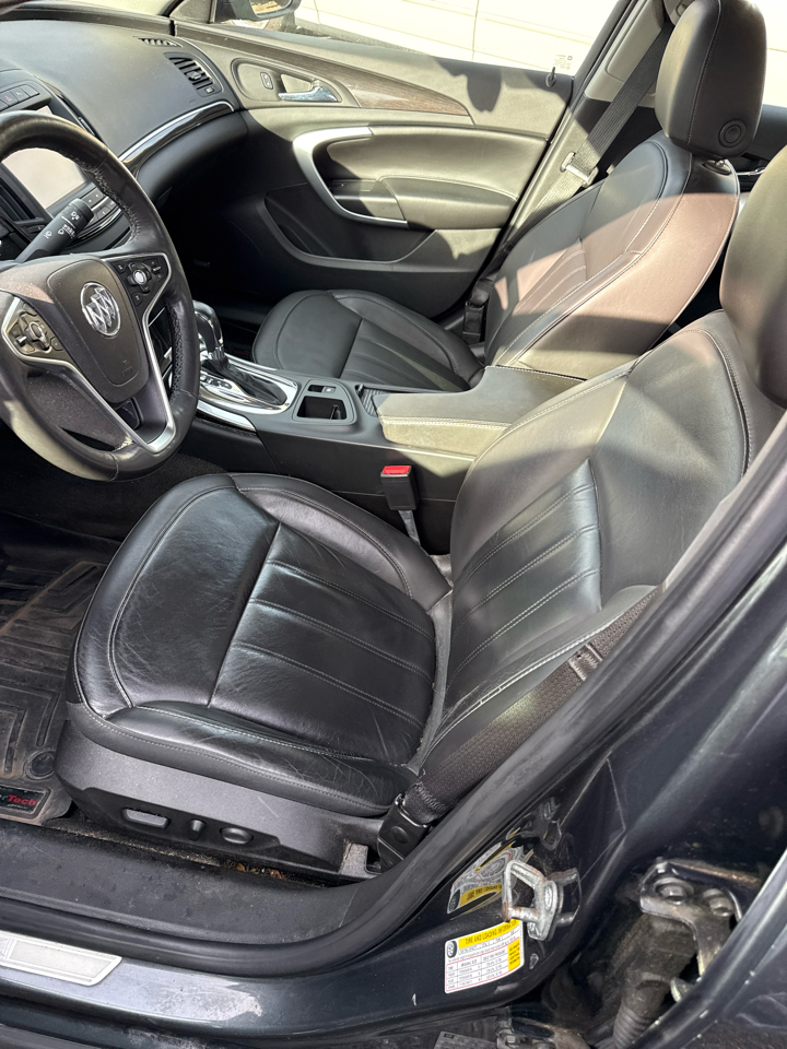 Buick Regal 4dr Sdn Premium II AWD 2017