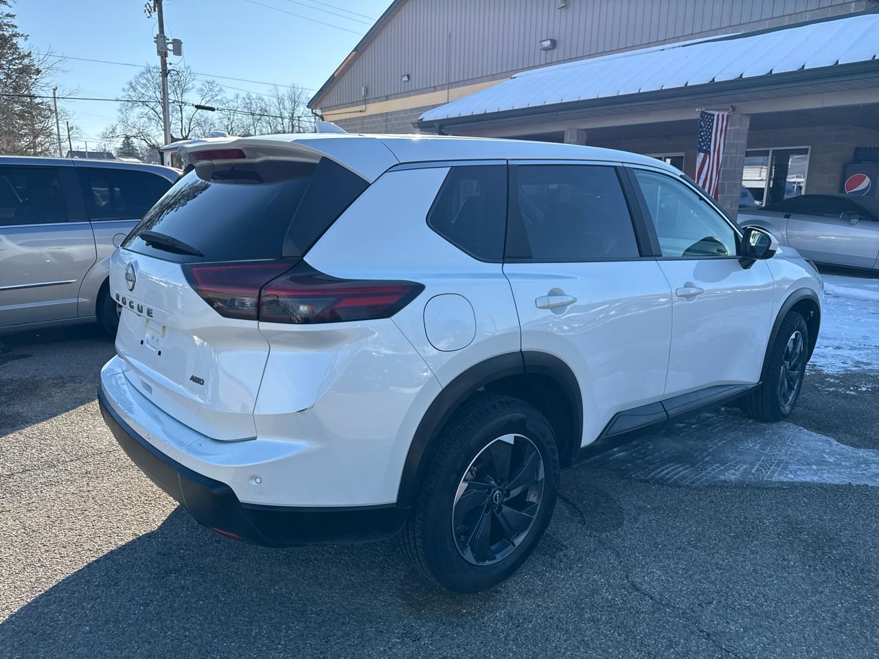 Nissan Rogue SV 4D SUV AWD 2025