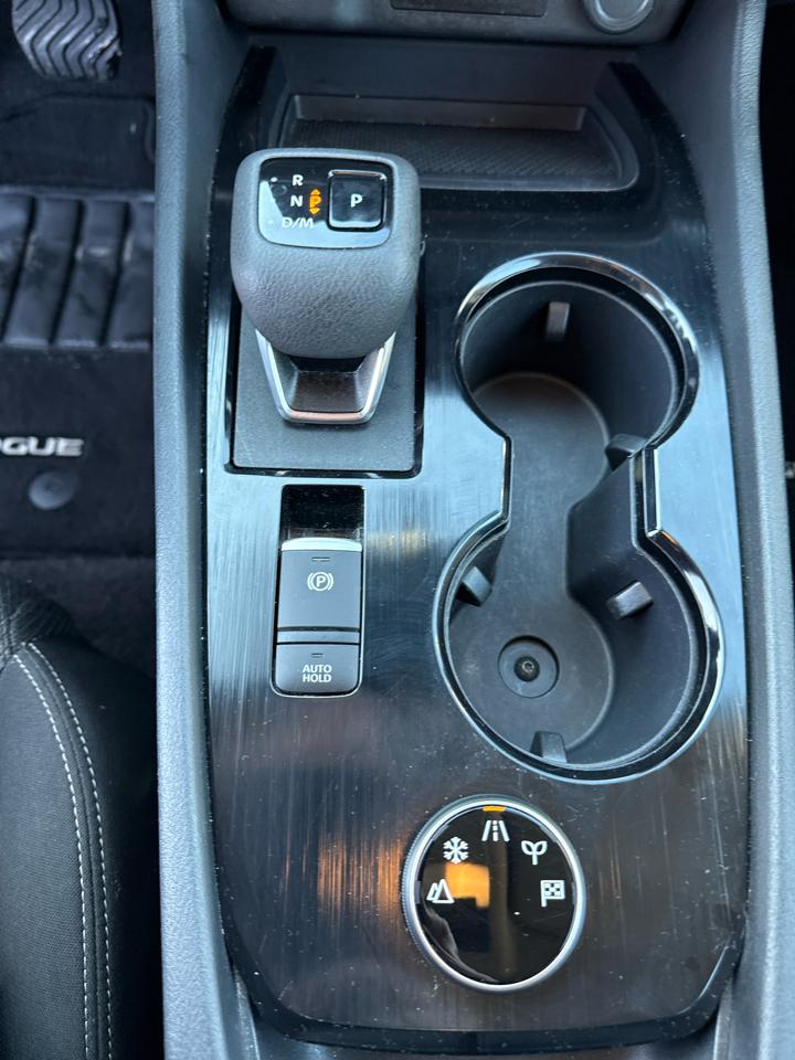 Nissan Rogue SV 4D SUV AWD 2025