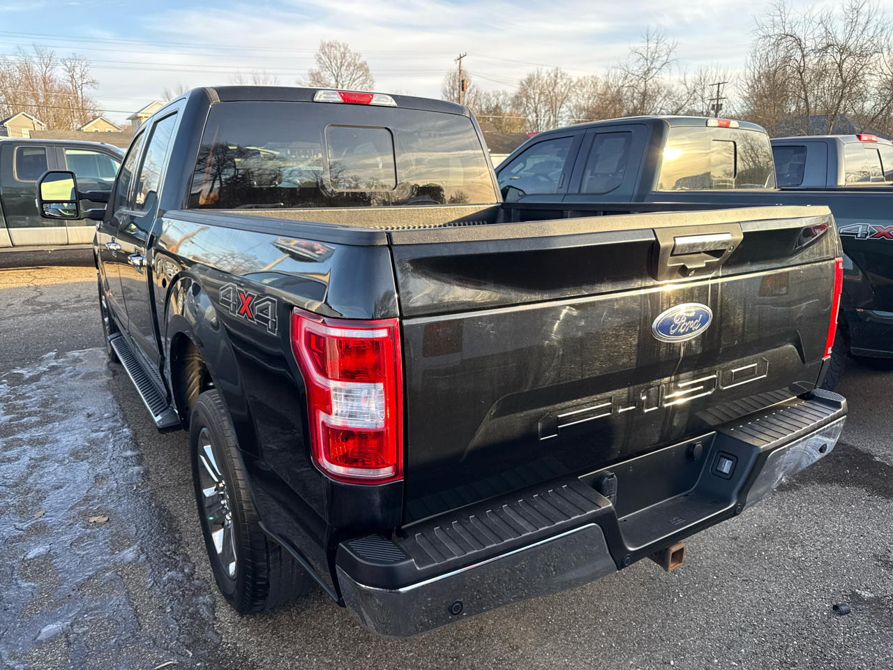 Ford F-150 4WD SuperCrew 139" XLT 2018