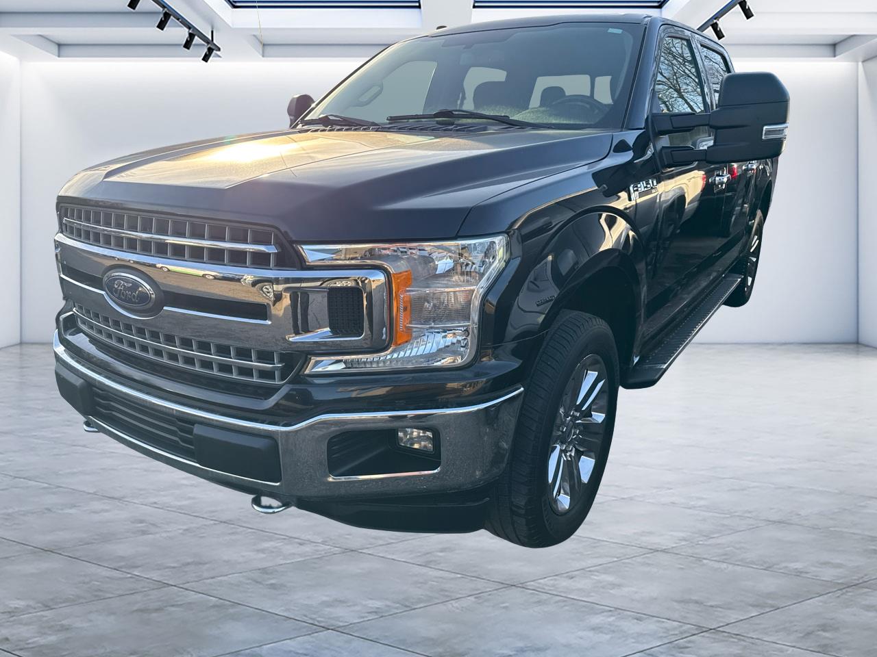 2018 Ford F-150 4WD SuperCrew 139" XLT