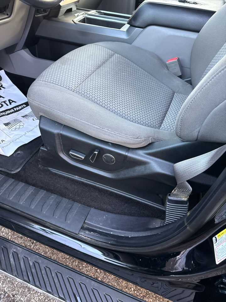Ford F-150 4WD SuperCrew 139" XLT 2018