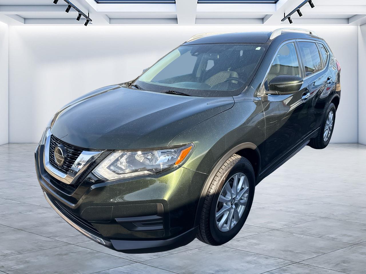 2020 Nissan Rogue FWD SV