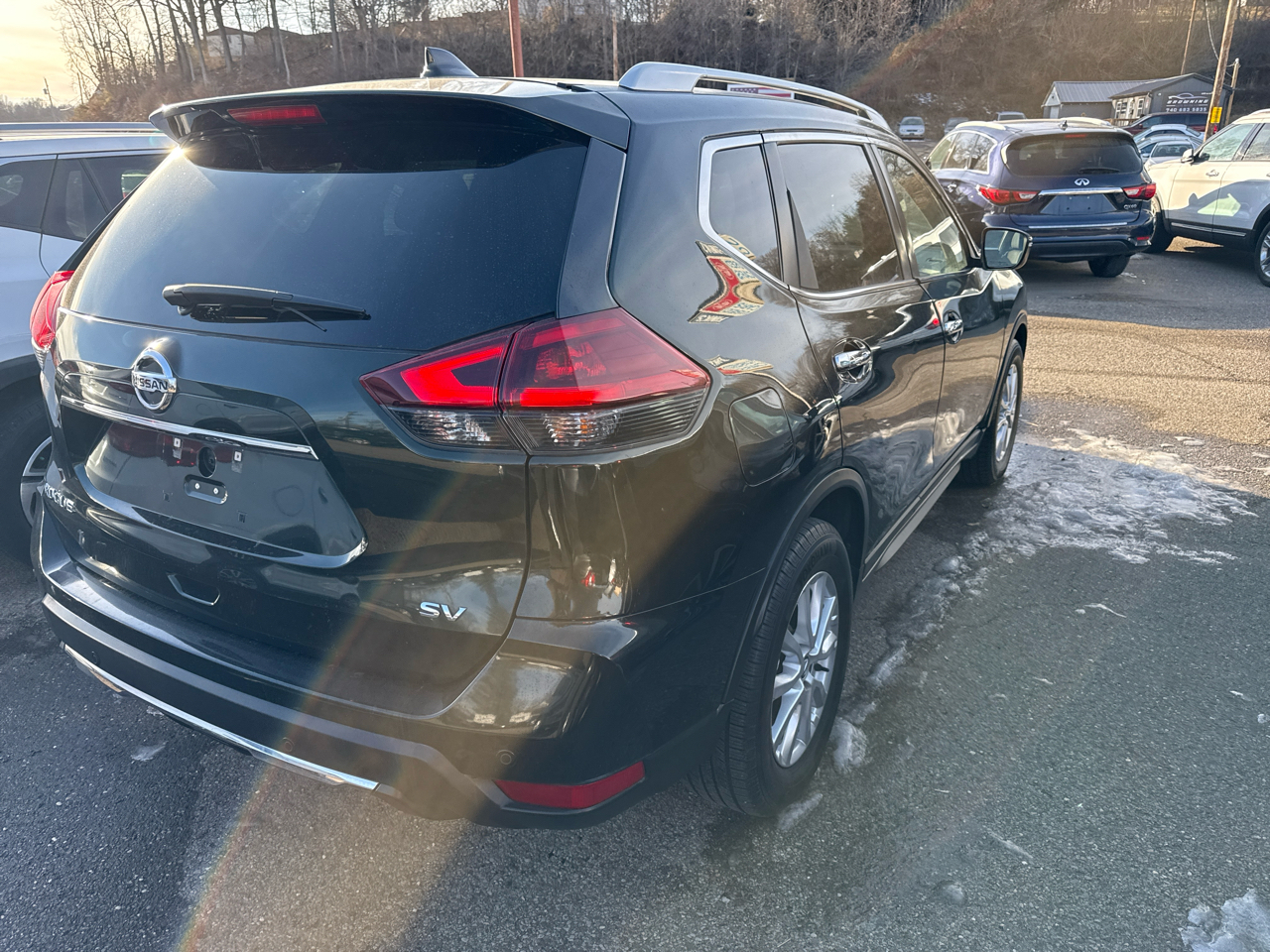 Nissan Rogue FWD SV 2020