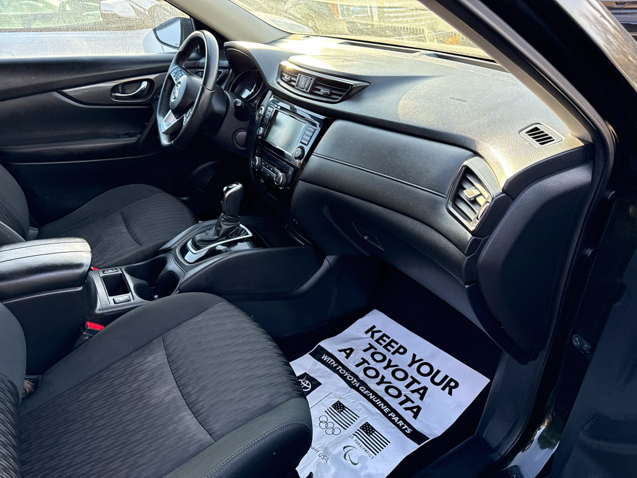 Nissan Rogue FWD SV 2020