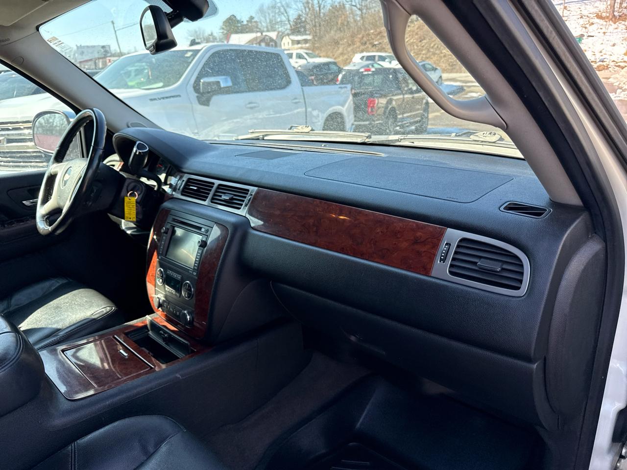 Chevrolet Tahoe 4WD 4dr 1500 LTZ 2009