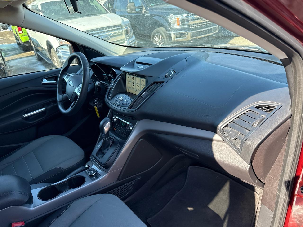 Ford Escape FWD 4dr SE 2016