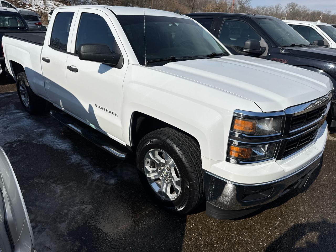 Chevrolet Silverado 1500 4WD Double Cab 143.5" LT w/2LT 2014
