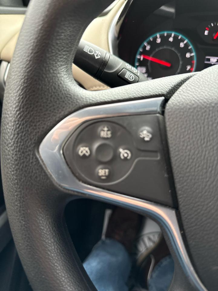 Chevrolet Traverse AWD 4dr LS w/1FL 2022