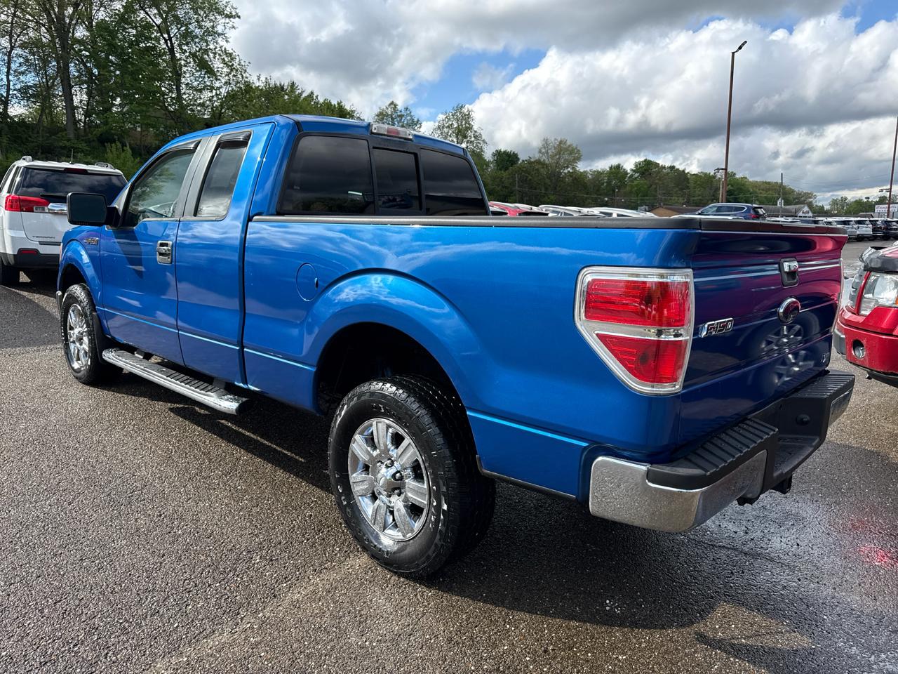 Ford F-150 4WD SuperCab 145" Lariat 2010