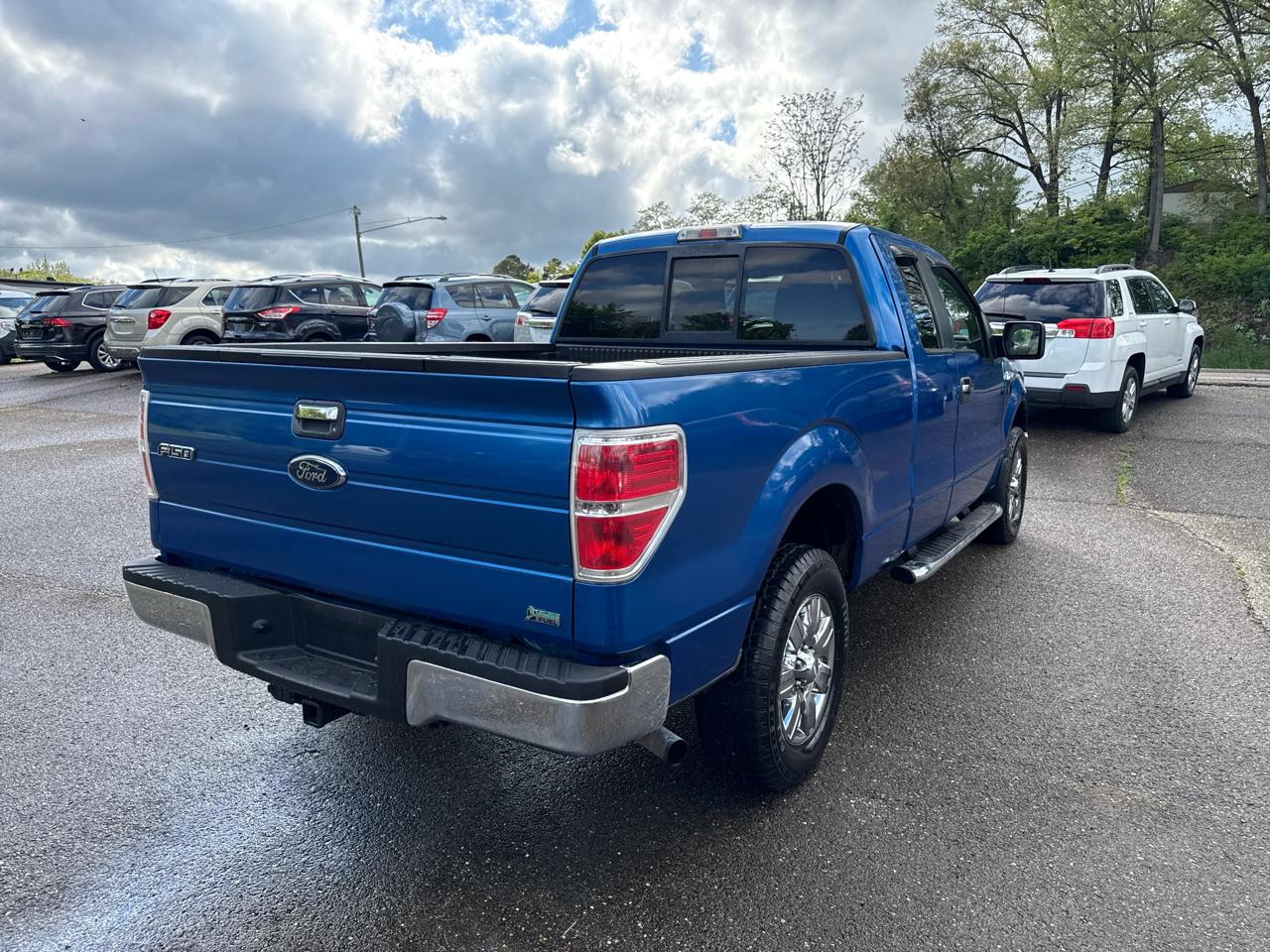 Ford F-150 4WD SuperCab 145" Lariat 2010