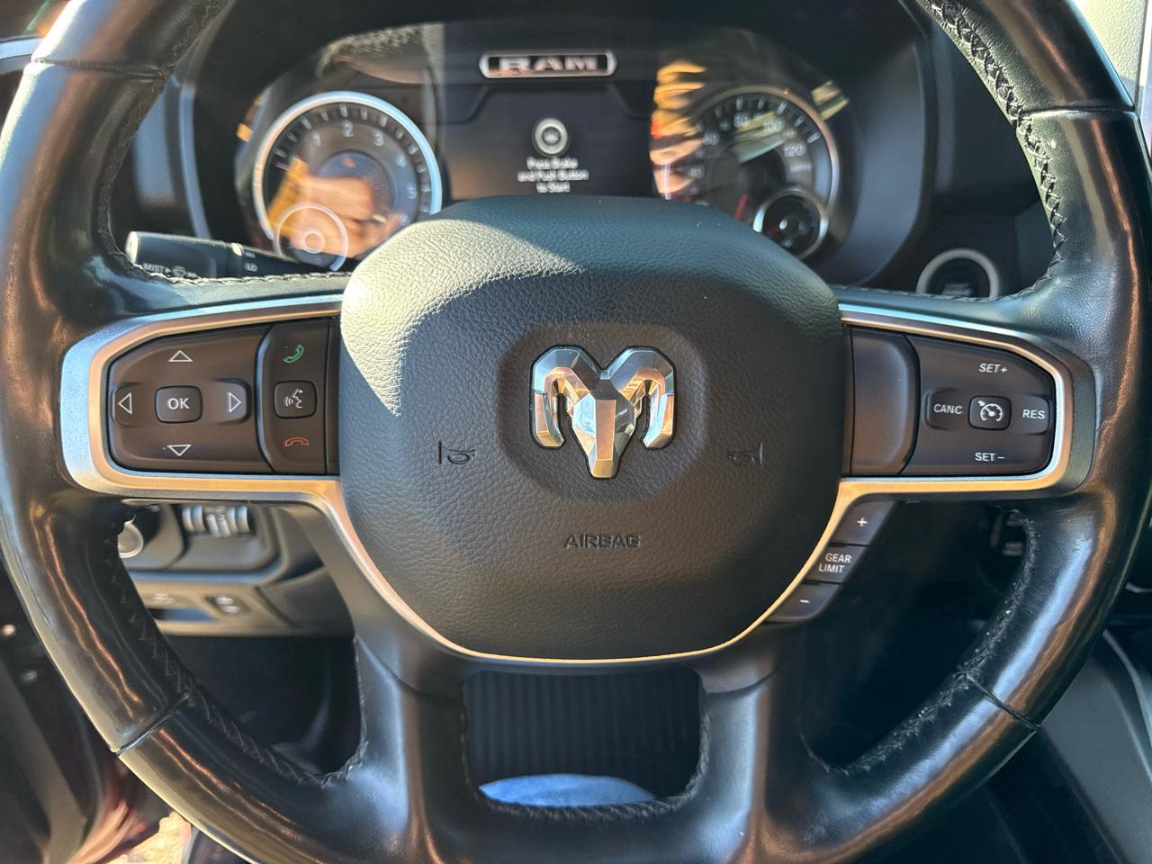 RAM 1500 Big Horn/Lone Star 4x4 Crew Cab 5'7" Box 2019