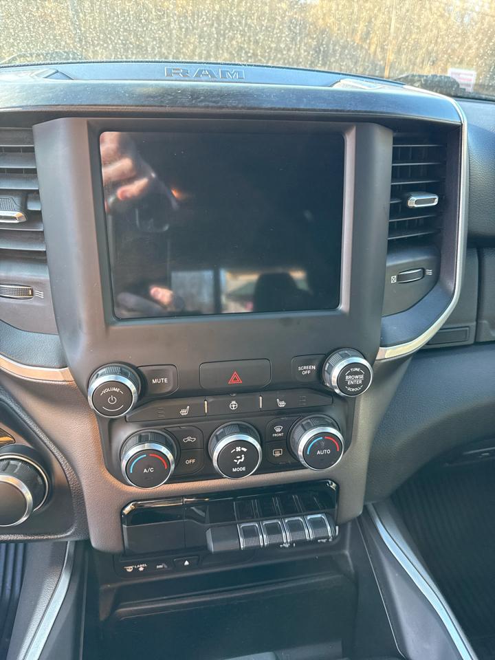 RAM 1500 Big Horn/Lone Star 4x4 Crew Cab 5'7" Box 2019