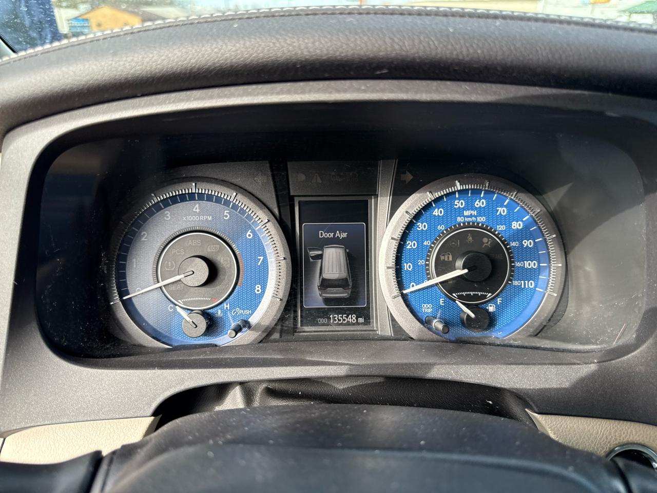 Toyota Sienna 5dr 8-Pass Van XLE Premium FWD (Natl) 2015