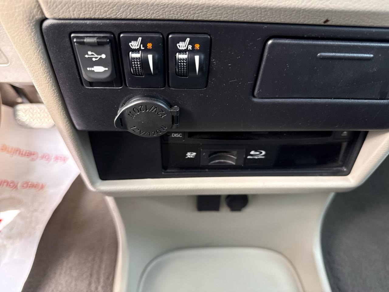 Toyota Sienna 5dr 8-Pass Van XLE Premium FWD (Natl) 2015