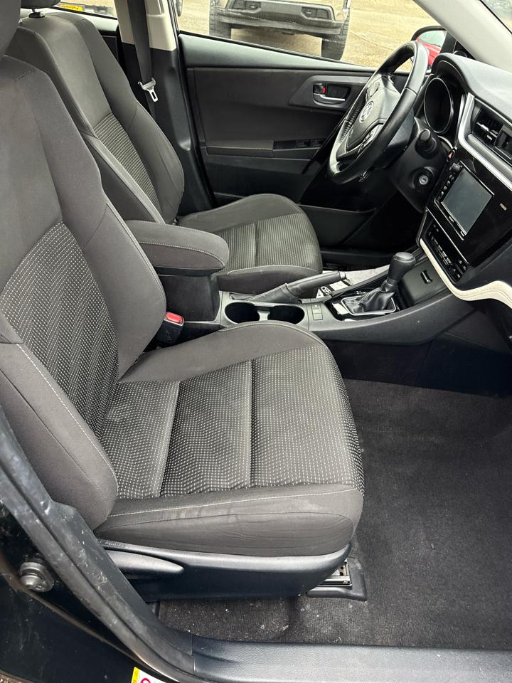 Scion iM 5dr HB Man (Natl) 2016