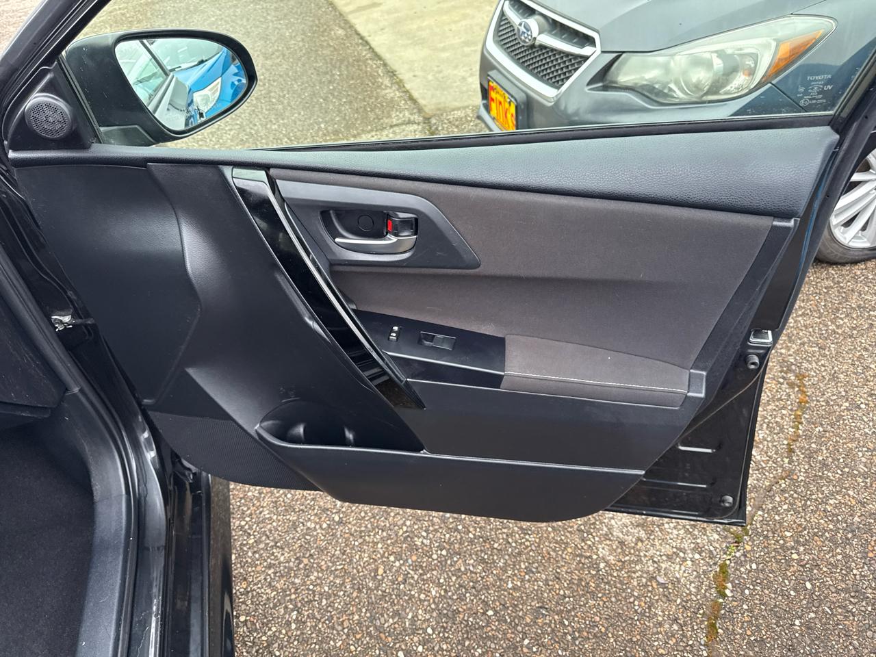 Scion iM 5dr HB Man (Natl) 2016