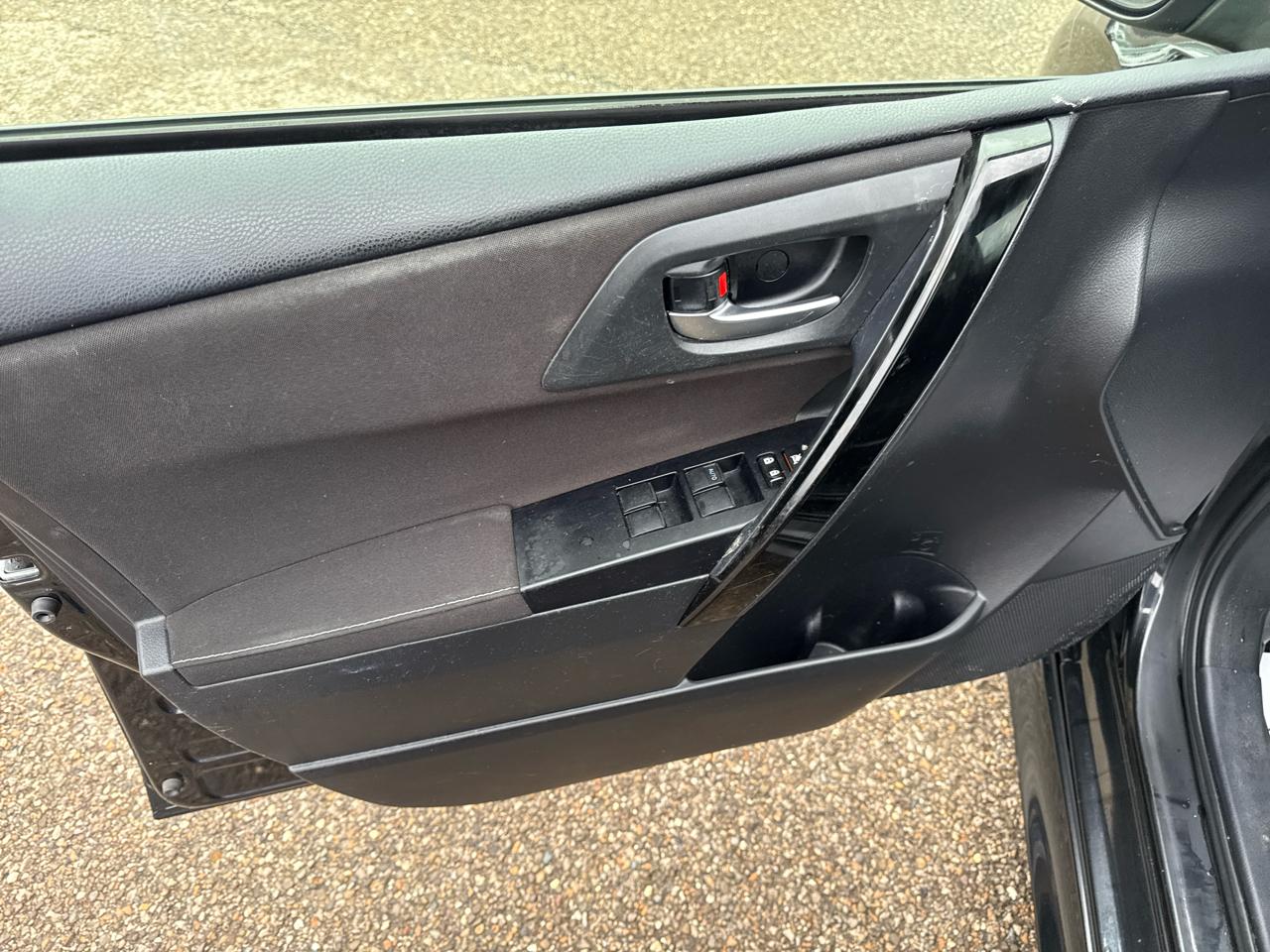 Scion iM 5dr HB Man (Natl) 2016