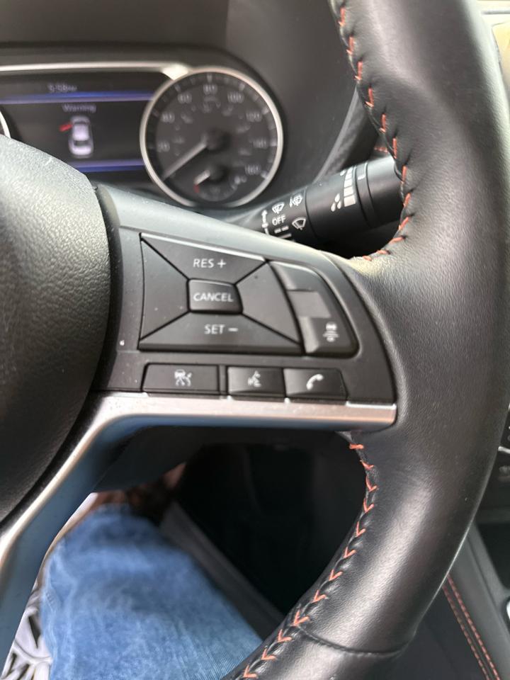 Nissan Sentra SR CVT 2021