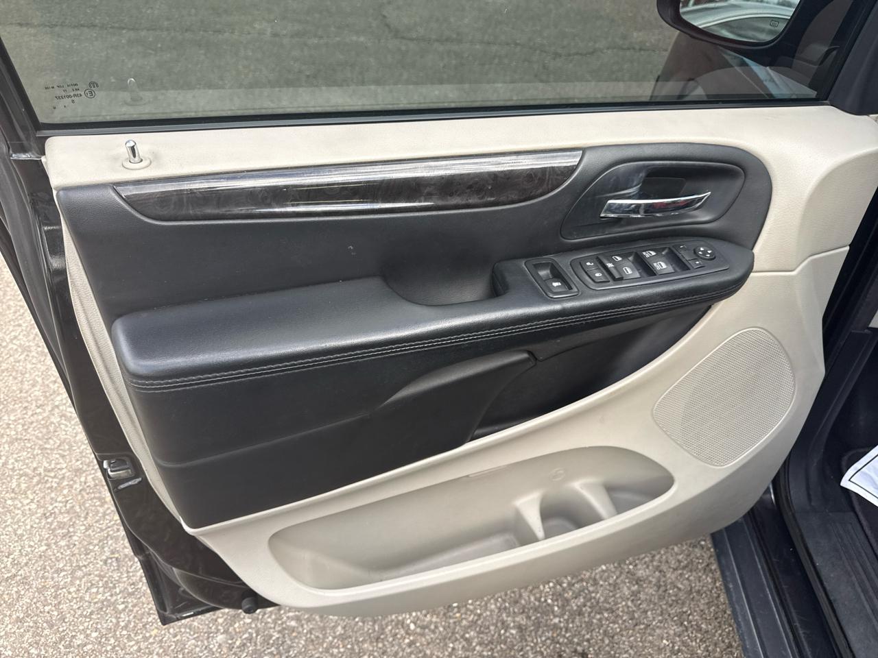 Dodge Grand Caravan 4dr Wgn SXT 2016