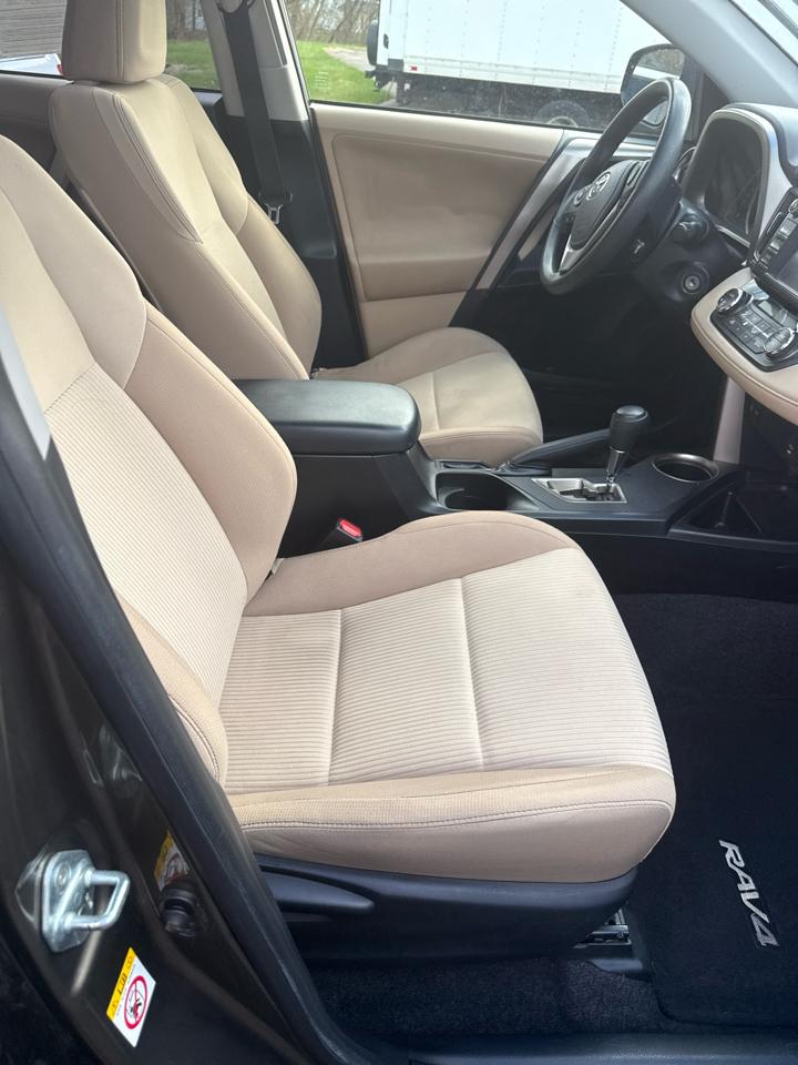 Toyota RAV4 AWD 4dr XLE (Natl) 2013