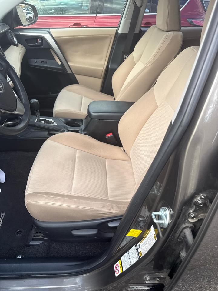 Toyota RAV4 AWD 4dr XLE (Natl) 2013