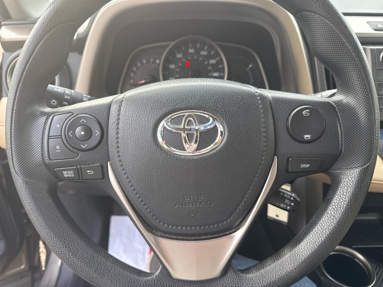 Toyota RAV4 AWD 4dr XLE (Natl) 2013