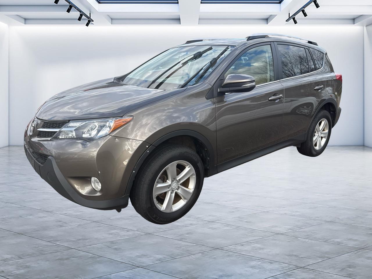 2013 Toyota RAV4 AWD 4dr XLE (Natl)