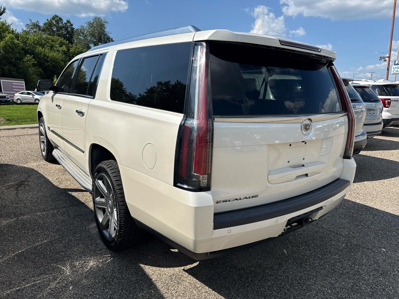 Cadillac Escalade ESV 4WD 4dr Luxury 2015