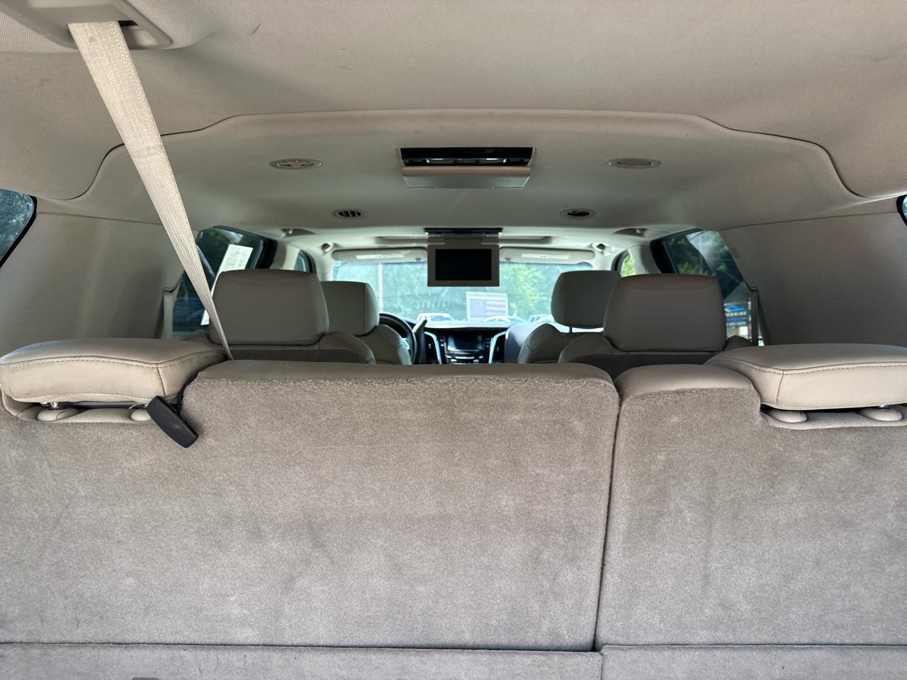 Cadillac Escalade ESV 4WD 4dr Luxury 2015