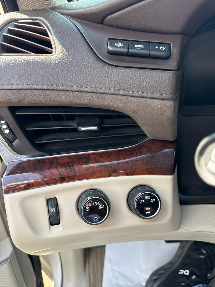 Cadillac Escalade ESV 4WD 4dr Luxury 2015