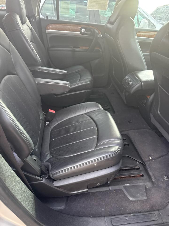 Buick Enclave AWD 4dr CXL w/1XL 2010
