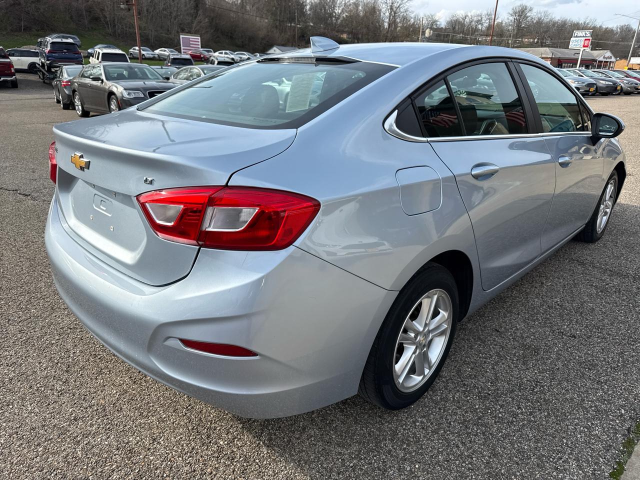 Chevrolet Cruze 4dr Sdn 1.4L LT w/1SD 2017