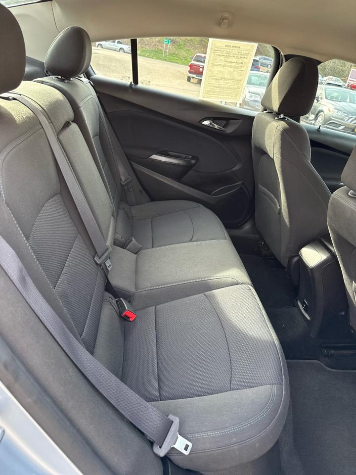 Chevrolet Cruze 4dr Sdn 1.4L LT w/1SD 2017