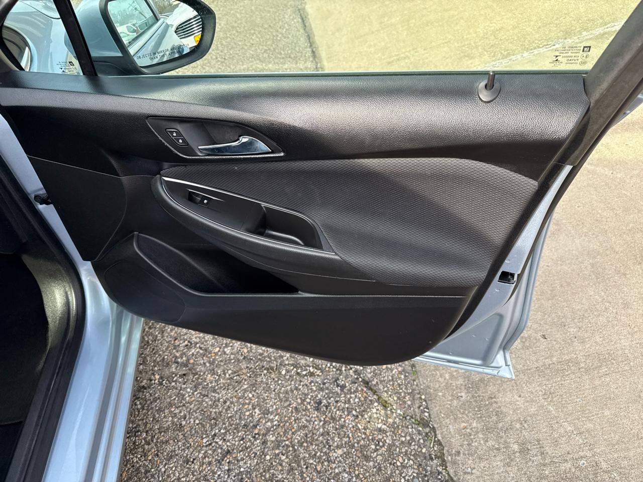 Chevrolet Cruze 4dr Sdn 1.4L LT w/1SD 2017