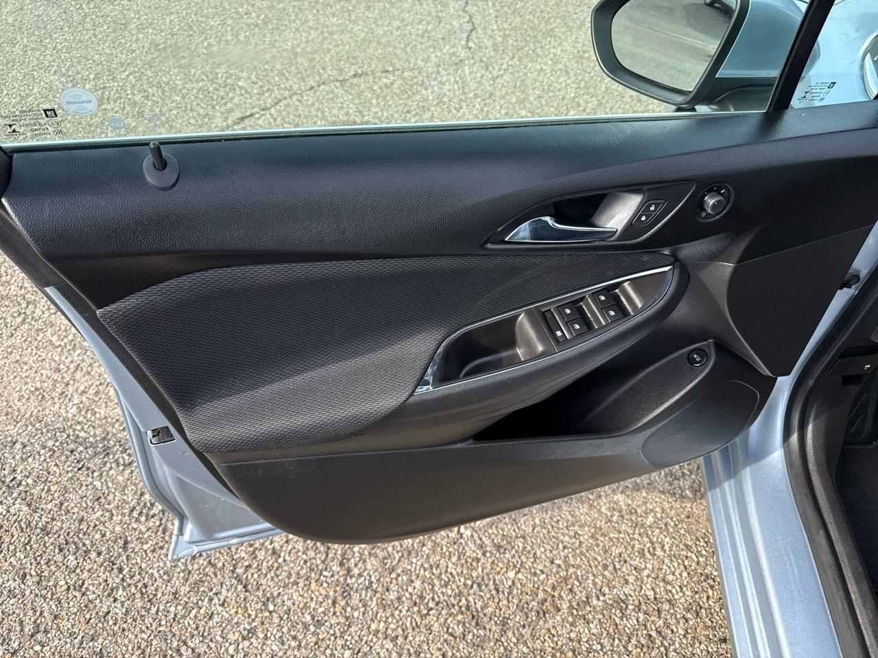 Chevrolet Cruze 4dr Sdn 1.4L LT w/1SD 2017