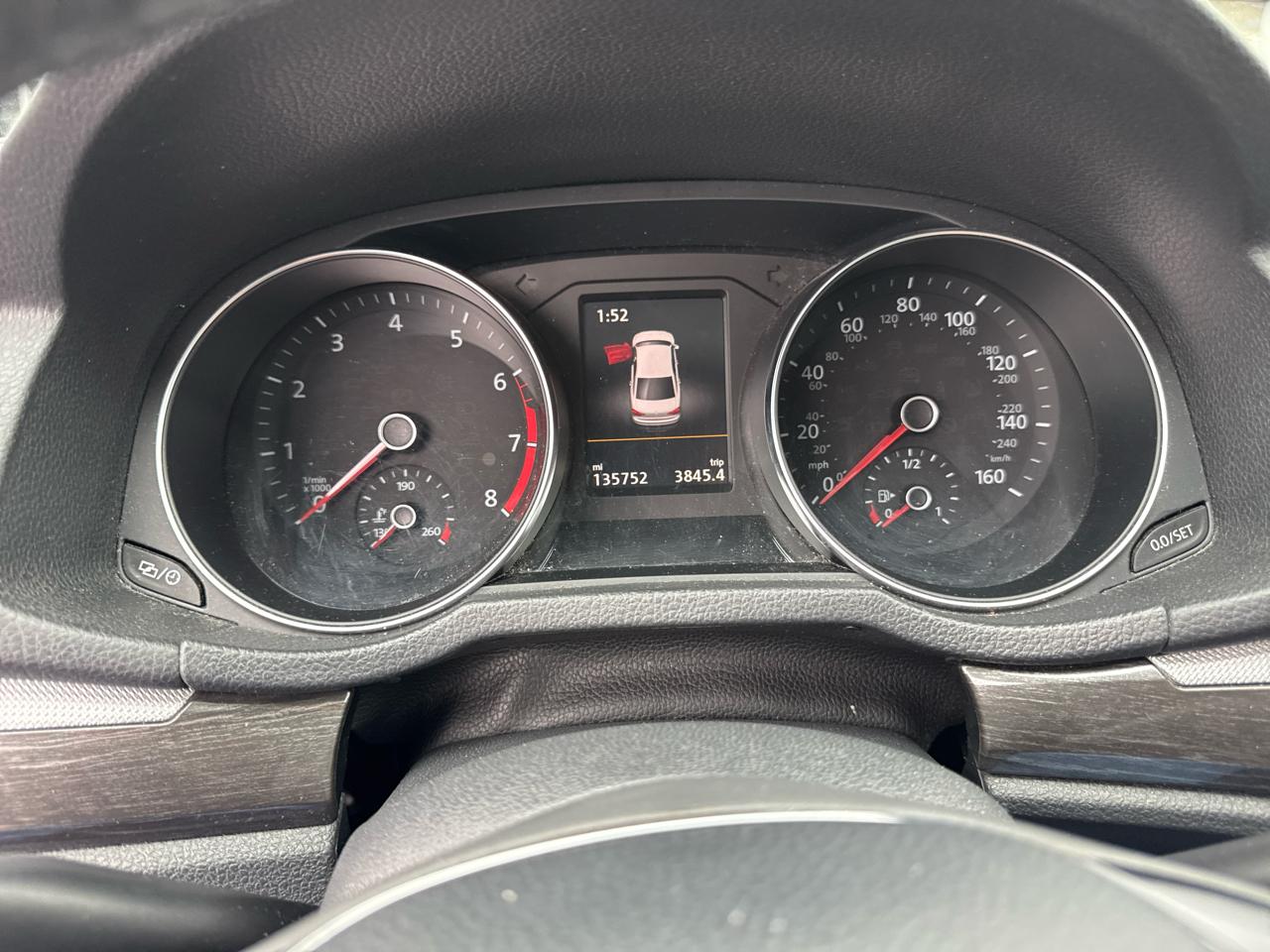 Volkswagen Passat 1.8T SE w/Technology Auto 2017