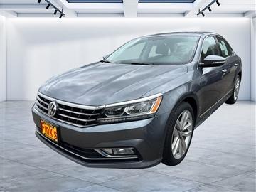 2017 Volkswagen Passat 1.8T SE w/Technology Auto