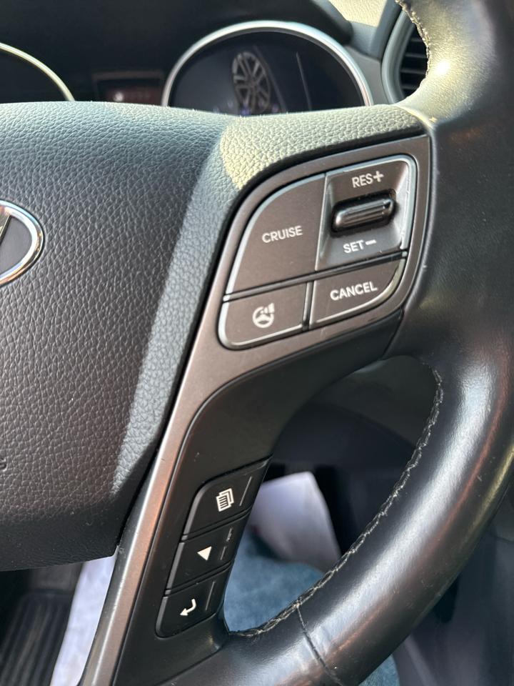 Hyundai Santa Fe FWD 4dr Sport 2013