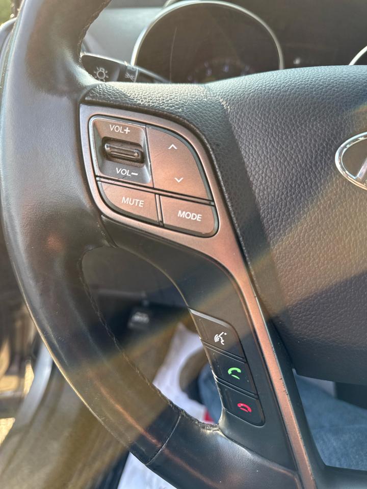 Hyundai Santa Fe FWD 4dr Sport 2013