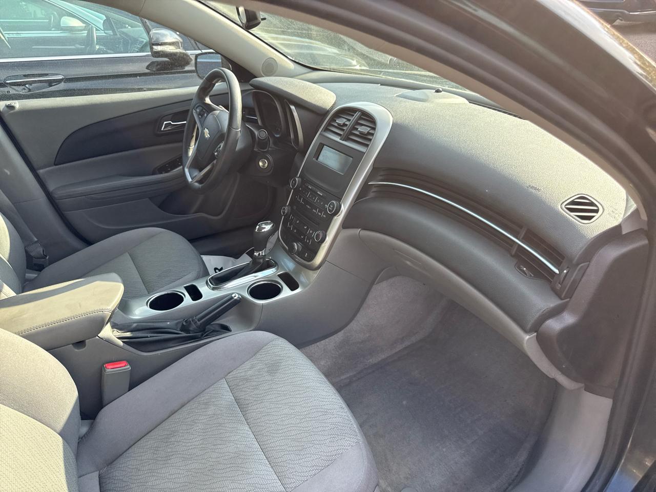 Chevrolet Malibu 4dr Sdn LS w/1LS 2014