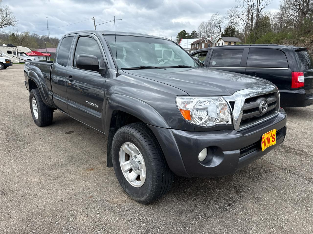 Toyota Tacoma 4WD Access V6 MT (Natl) 2010