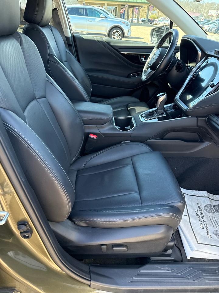 Subaru Outback Limited CVT 2021