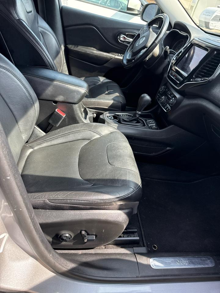 Jeep Cherokee Limited FWD 2020