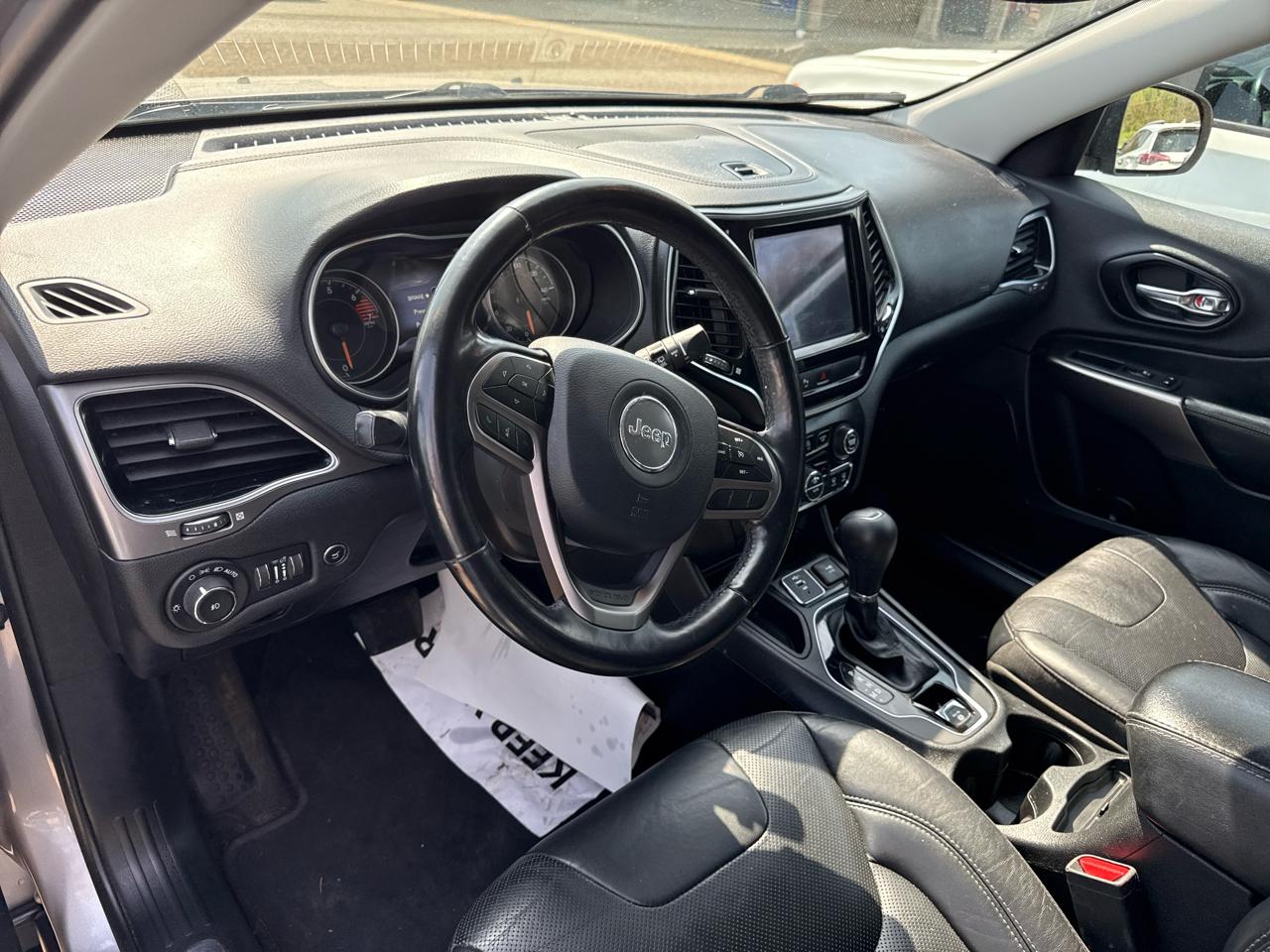 Jeep Cherokee Limited FWD 2020