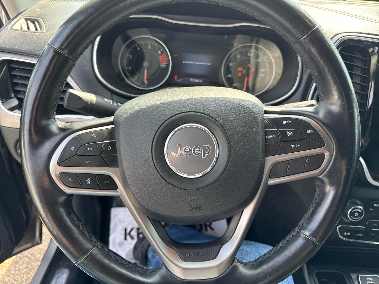 Jeep Cherokee Limited FWD 2020