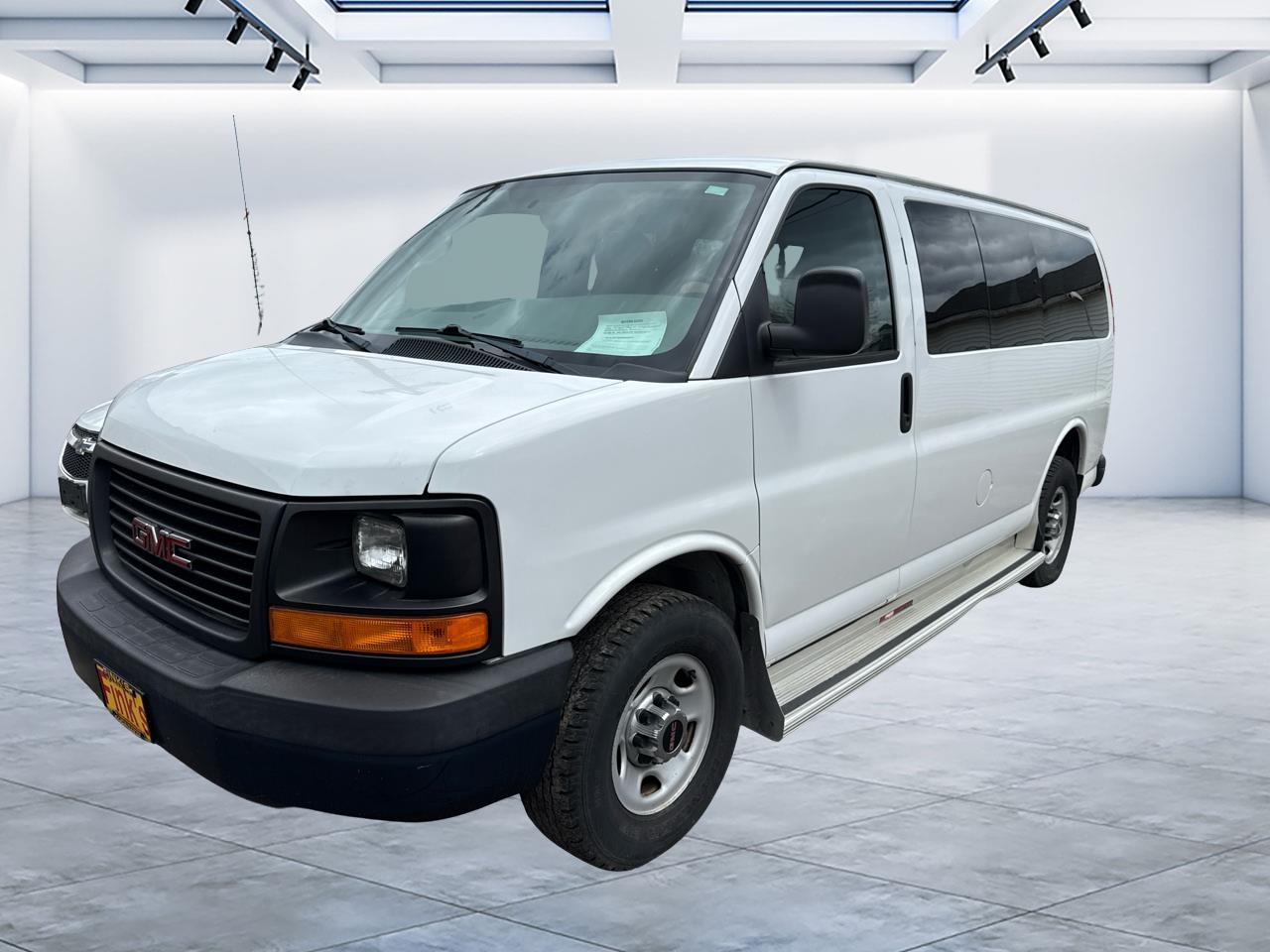 GMC Savana Passenger RWD 2500 135" LS 2013